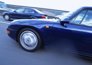 5層構造の車カバーを販売する専門店